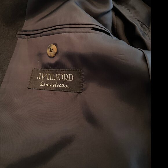 J.P. Tilford Samuelsohn Navy Blue Blazer. Excellent Condition. - Picture 14 of 16
